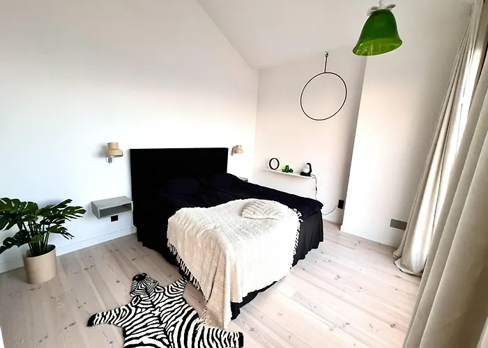 Tatil Evi Lazaro Exklusive Von Hrm By Interhome